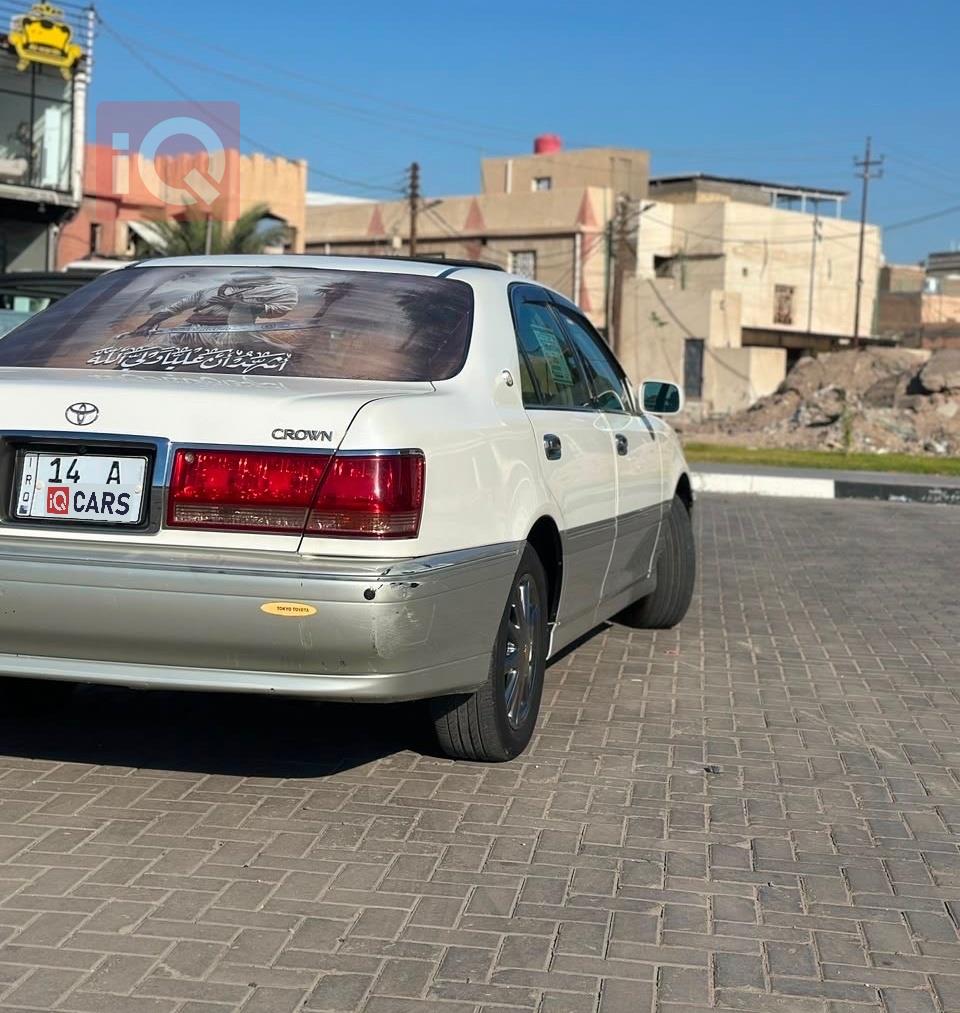 تويوتا كراون